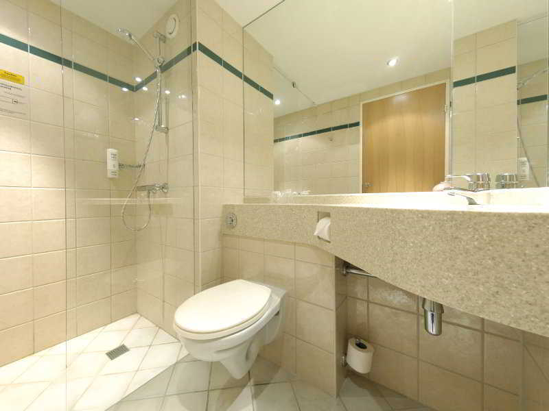 Travelodge Glasgow Airport Hotel Bagian luar foto