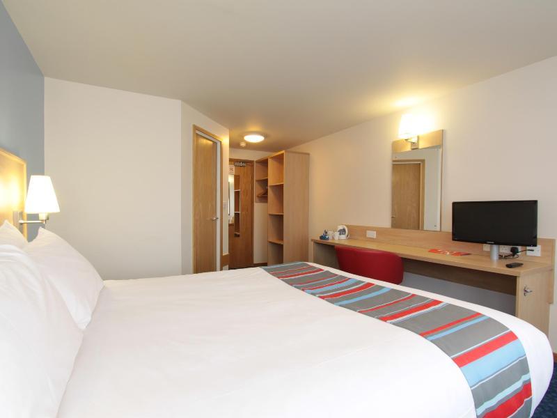 Travelodge Glasgow Airport Hotel Bagian luar foto
